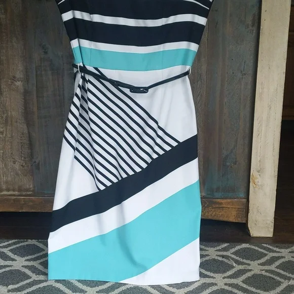 London Times Striped Shift Dress with Belt - Women's 10 - Picture 3 of 8